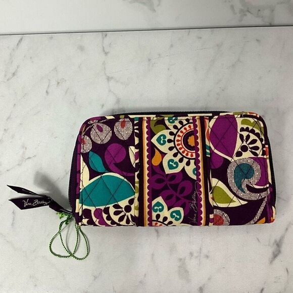 VERA BRADLEY Zip Around Wallet - Picture 2 of 3